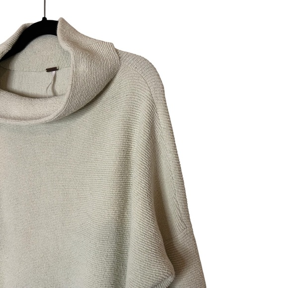 Free People Ottoman Slouchy Tunic Sweater- Size Medium - Picture 5 of 12